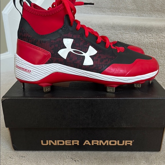 NIB MEN’S/BOY’S UNDER ARMOUR METAL CLEATS - Picture 1 of 6